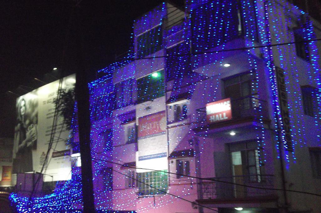 Megacity Inn Kolkata Exterior photo